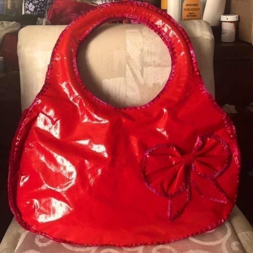 Funky mod red crochet large statement bow bag